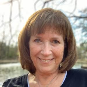 Meet your Posher, Leigh